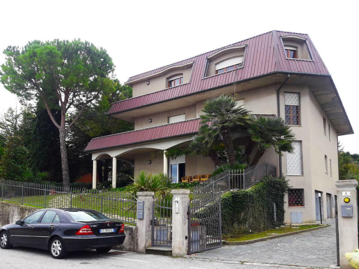 Atelier Marche Apartment Castelfidardo Luaran gambar
